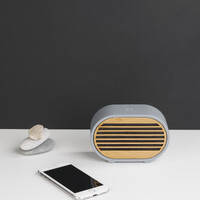 Фото товара Bluetooth-колонка "Stonehenge" 5Вт с беспроводным зарядным устройством, камень/бамбук